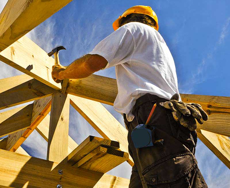 COUVERTURE – CHARPENTE - BARDAGE – RÉNOVATION BOIS :  sur Chambéry – Savoie – Rhône-Alpes - Confiez vos travaux de toiture à un artisan qualifié charpentier, couvreur, zingueur, menuisier.